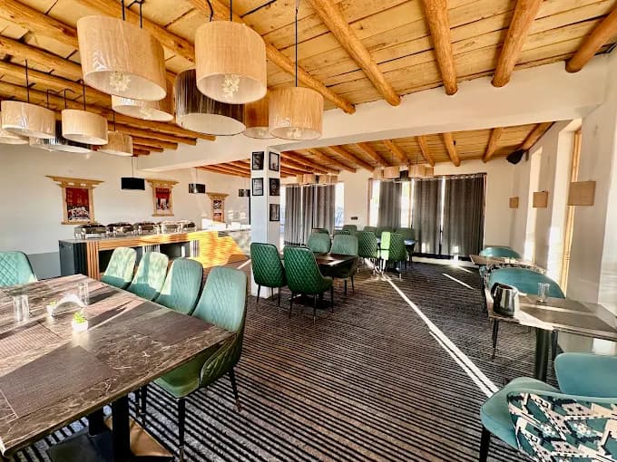 Dining View 