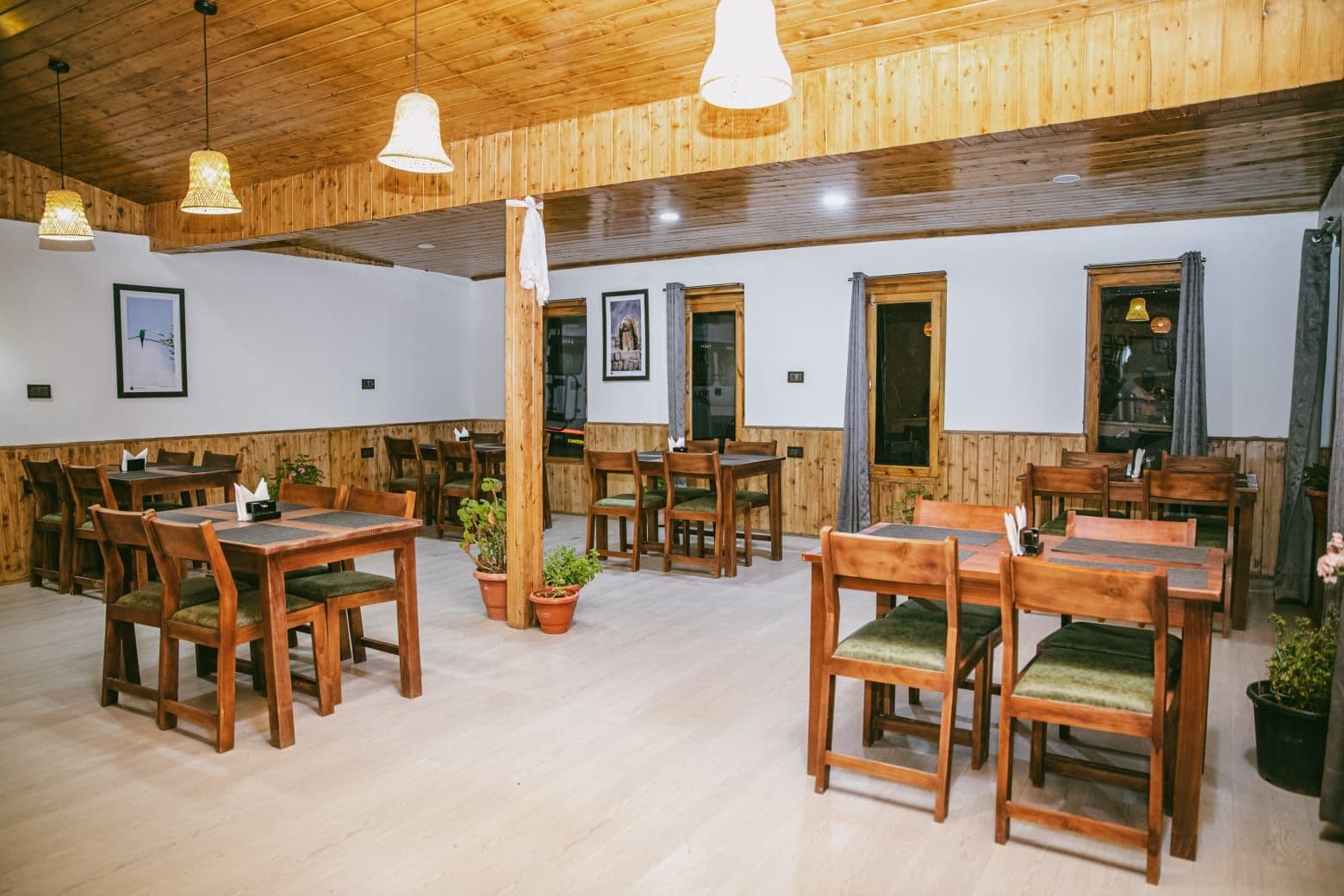 Dining View