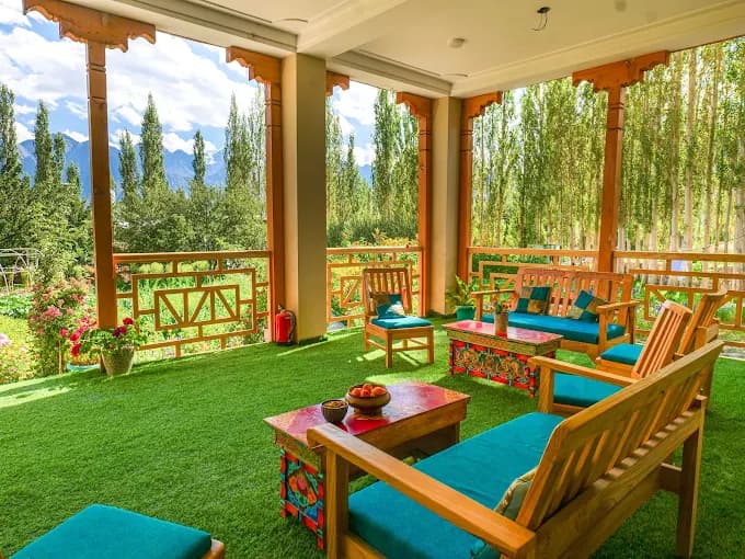 Outside Seating Area 
