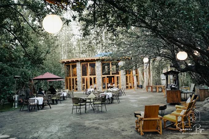 Outside Dinning Area