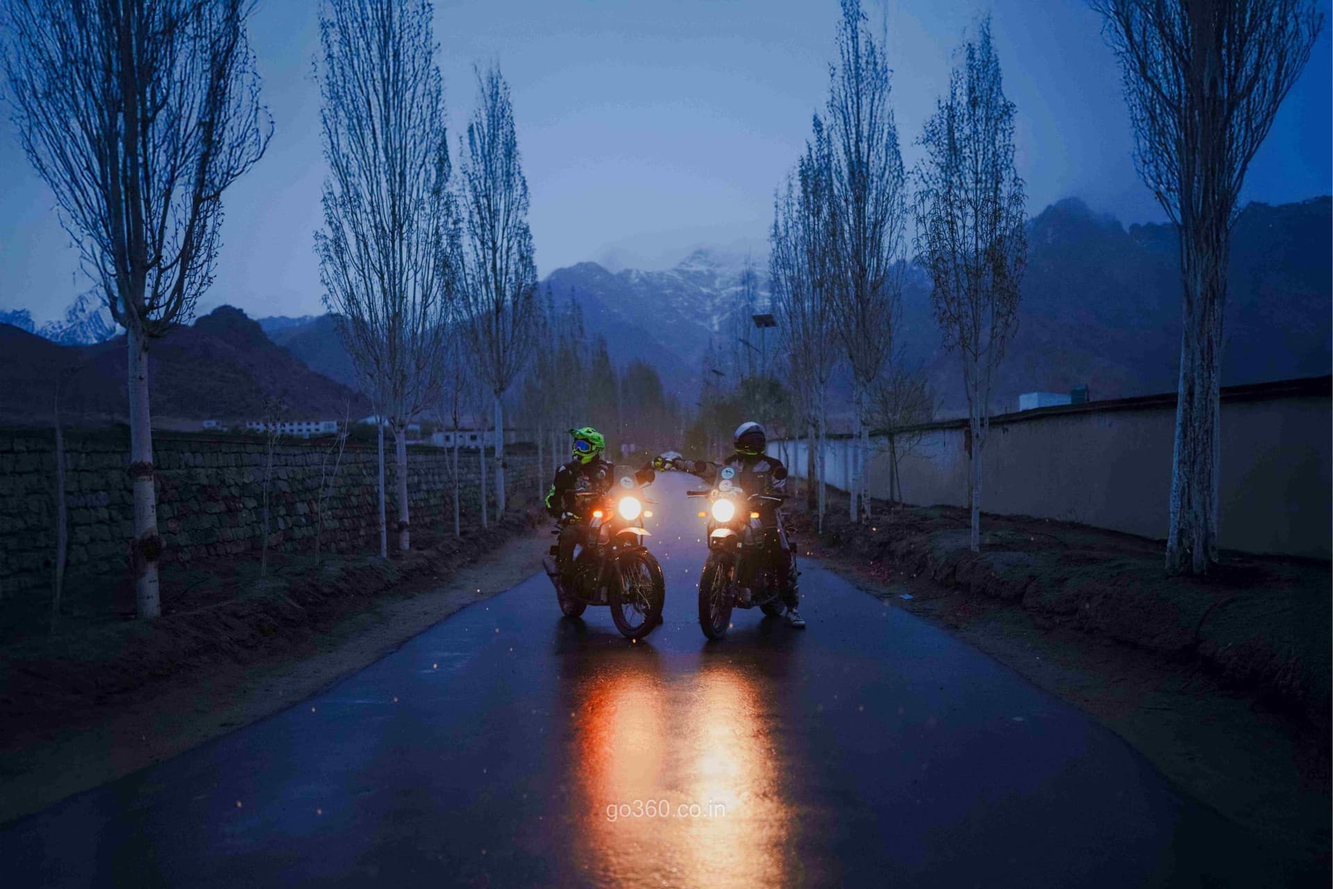 Leh Ladakh Bike Trip With Umling La
